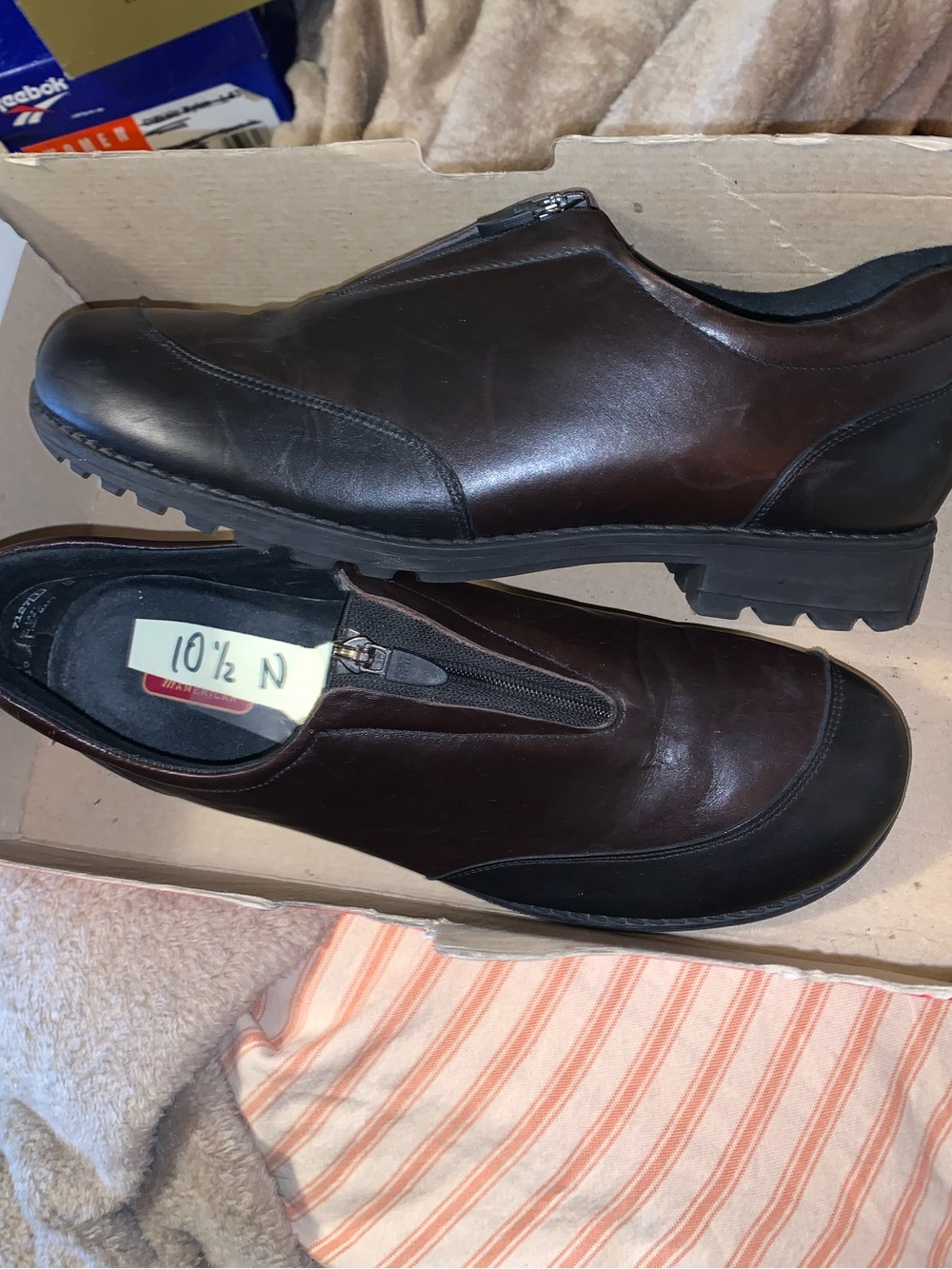 Munro heeled leather dress shoe 10.5 N womens